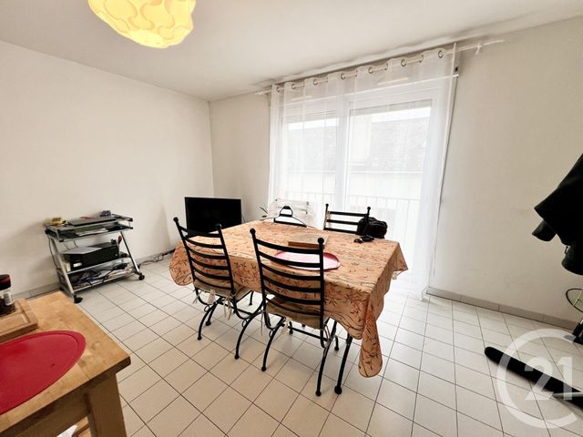 Appartement F1 à vendre - 1 pièce - 30.54 m2 - COULOMMIERS - 77 - ILE-DE-FRANCE - Century 21 A.S.M.